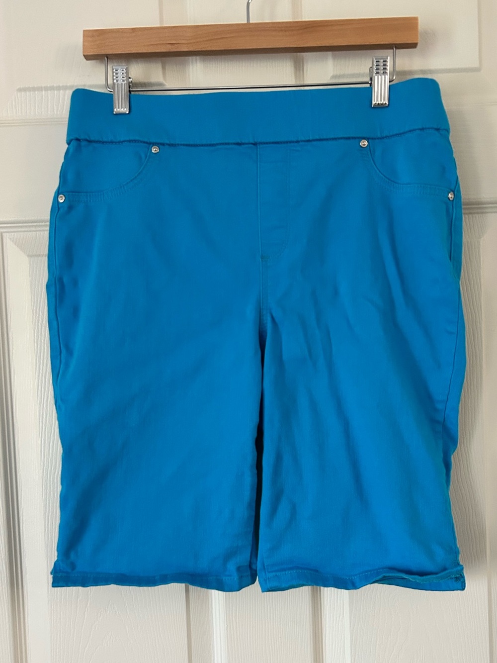 Chico's Blue Pull On Jeggings Shorts Stretch Elastic Waist Women's Size 1.5